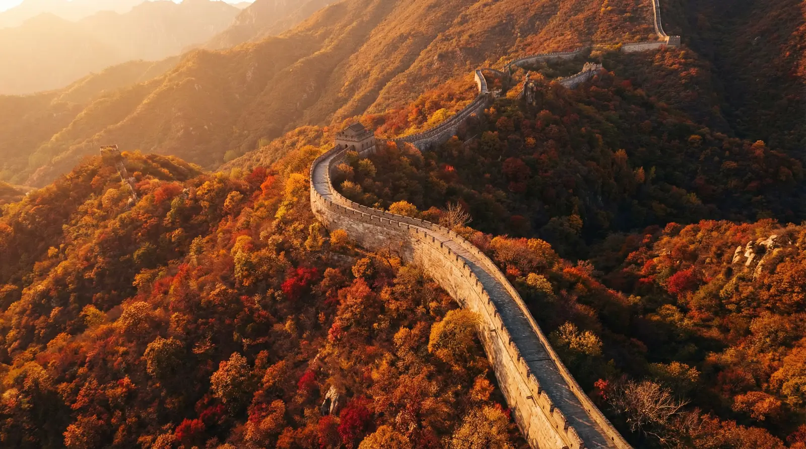 国产自拍 秋日长城航拍全景